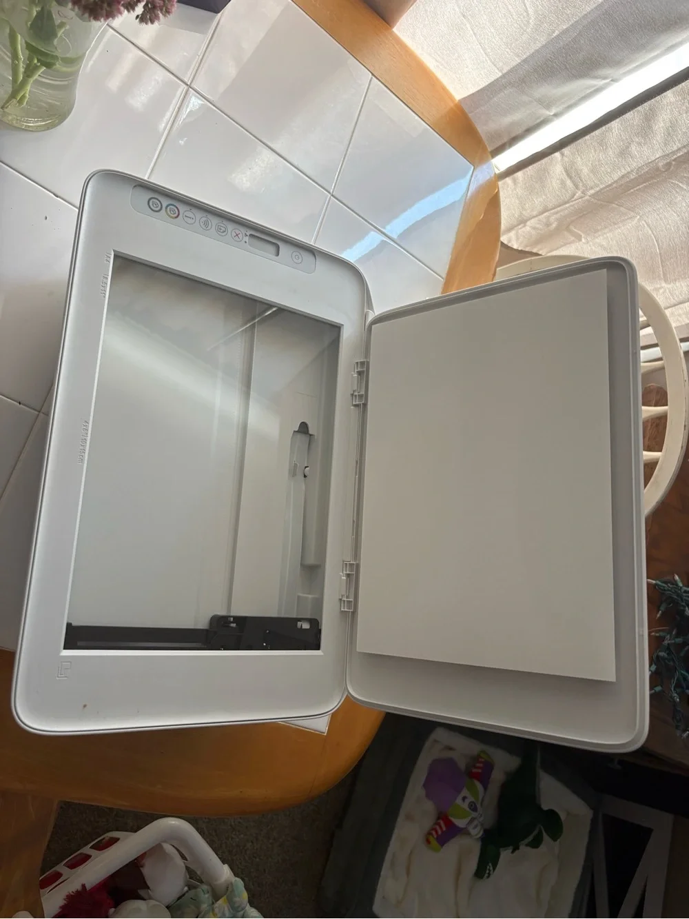 HP White Compact All-in-One Printer